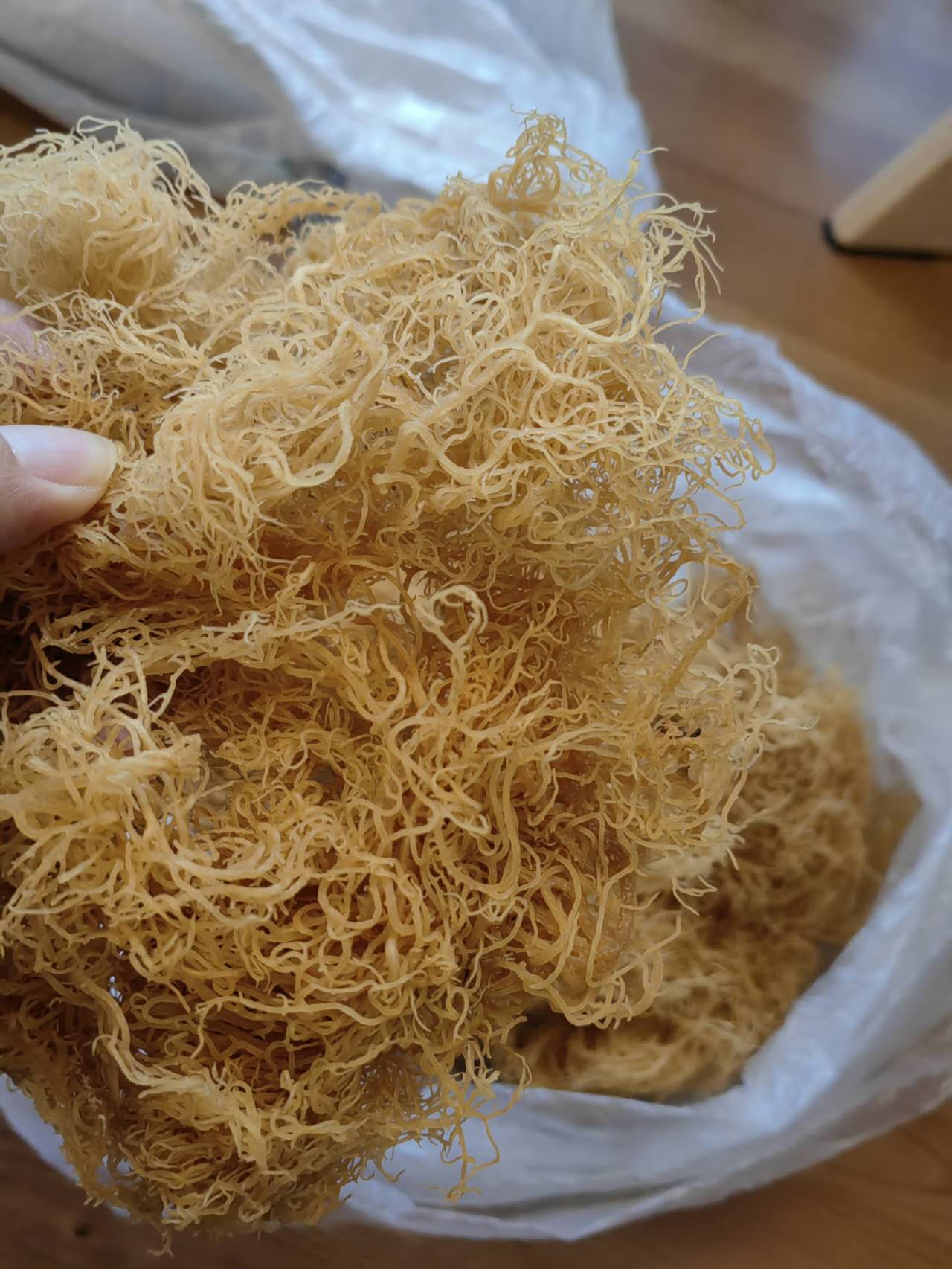 Premium gold sea moss wholesale quality Premium light gold sea moss wholesale high quality natural sun dried